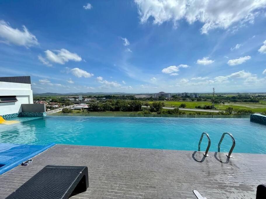 Myrumah Imperio Home , Alor Setar 3Br With Sky Infinity Pool Eksteriør bilde